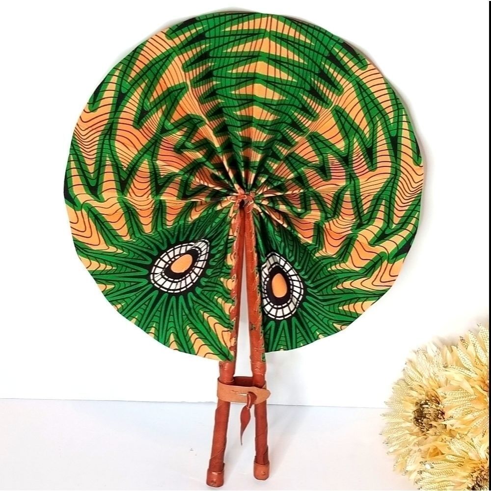 🆕️💥Handmade Beautiful Print Fan💥 - Picture 2 of 7